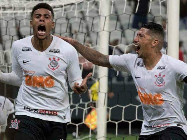 Gustavo marca e garante empate de 1 a 1 entre Corinthians e Racing