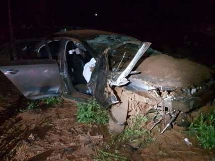 Suspeito morre ao capotar ve&iacute;culo com maconha na BR-463