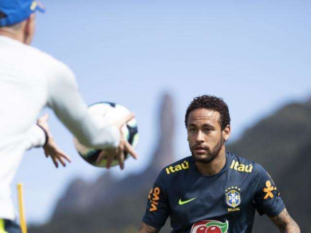 Com retorno de Neymar, Brasil enfrenta Col&ocirc;mbia em amistoso nesta noite