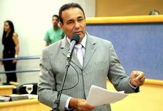 Vereador Carlão durante sessão da Câmara Municipal (Foto: Arquivo)