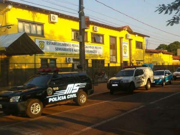 Preso por n&atilde;o pagar pens&atilde;o aliment&iacute;cia &eacute; encontrado morto em cela 