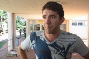 JPMDB diz que ato &eacute; &quot;espont&acirc;neo&quot; e nega que pedir&aacute; cassa&ccedil;&atilde;o de Bernal