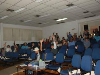 Assembleia votou pela não adesão à greve. (Foto: Pedro Peralta)
