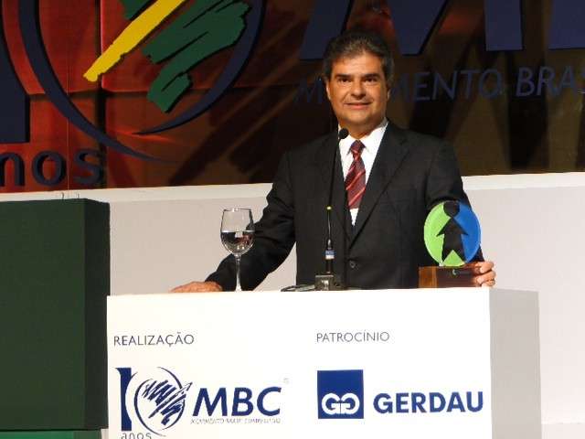 Nelsinho vence Pr&ecirc;mio Prefeito Inovador pela terceira vez 