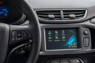 Sistema multimídia MyLink, que se integra com smartphones por meio do Apple CarPlay ou Android Auto.
