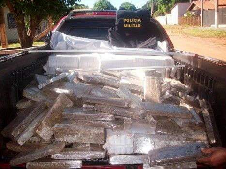 PM encontra 404 kg de maconha em pick up