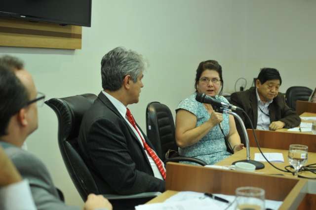 Orienta&ccedil;&atilde;o do Minist&eacute;rio da Sa&uacute;de para controle de vacinas n&atilde;o foi cumprida