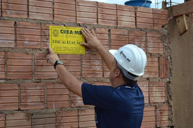At&eacute; 31 de agosto, Crea fiscalizar&aacute; 2,3 mil obras e empresas em 36 cidades 