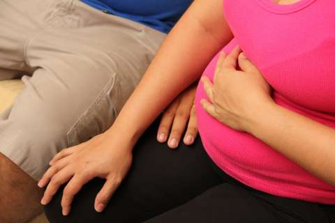 Para pressionar cesárea, médicos cobram até R$ 2,5 mil por parto normal