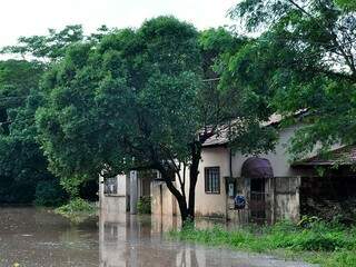 Chuva intensa durante o verão torna frequente as cheias na região. (Foto: O Pantaneiro)