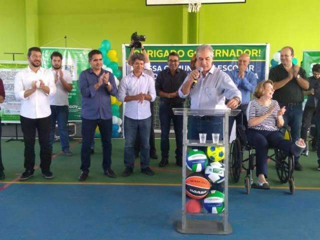 Reinaldo marca reuni&atilde;o para acabar com disputa sobre diret&oacute;rio do PSDB