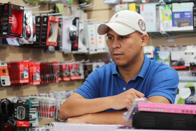 Camel&oacute;dromo tem Papai Noel, pra&ccedil;a de alimenta&ccedil;&atilde;o e brindes at&eacute; &agrave;s 22h