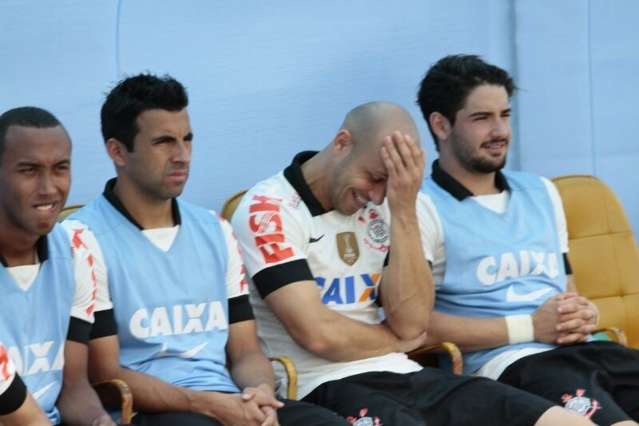 Pato entra no segundo tempo para tentar rea&ccedil;&atilde;o corintiana 