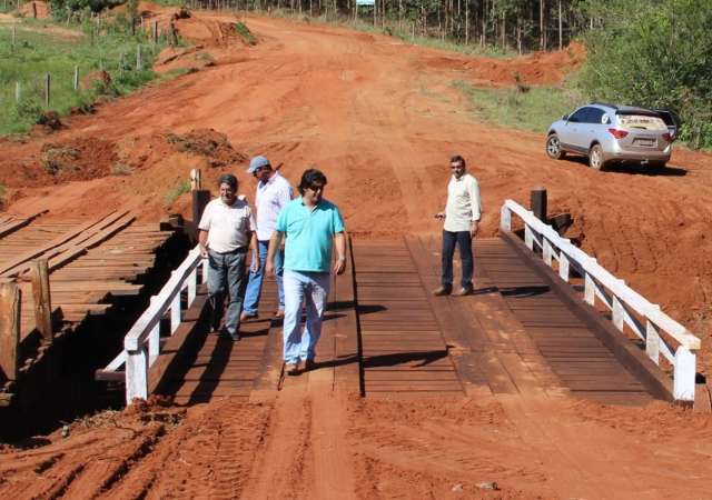 Prefeitura vai construir tr&ecirc;s pontes para facilitar escoamento da produ&ccedil;&atilde;o