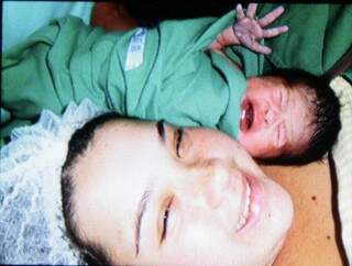 O parto de Bianca foi feito na maternidade Cândido Mariano (Foto: Arquivo pessoal)