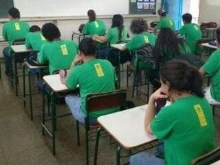 Alunos durante aula em escola estadual de Campo Grande (Foto: Arquivo)