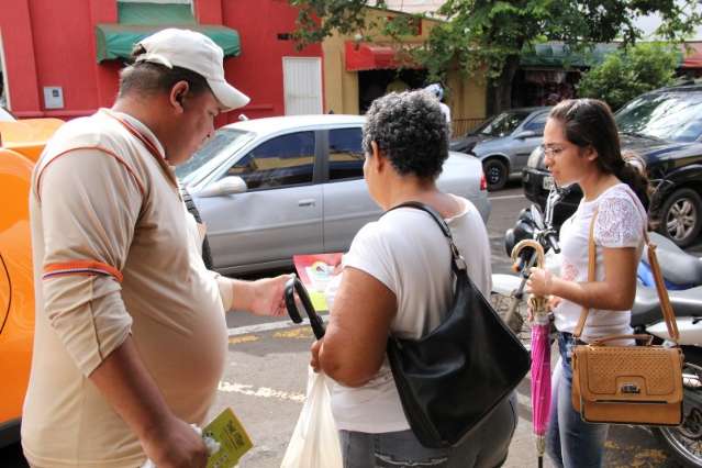 Guerra contra a dengue ter&aacute; ajuda de 300 militares e hospital de campanha 
