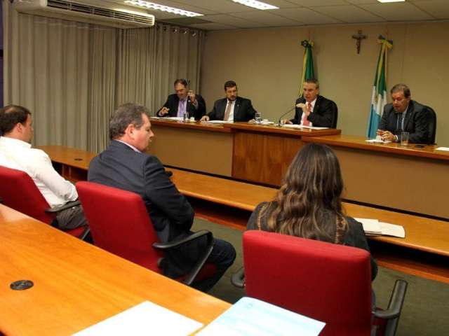 Secret&aacute;rio de fazenda ser&aacute; o primeiro a ser ouvido por CPI da JBS