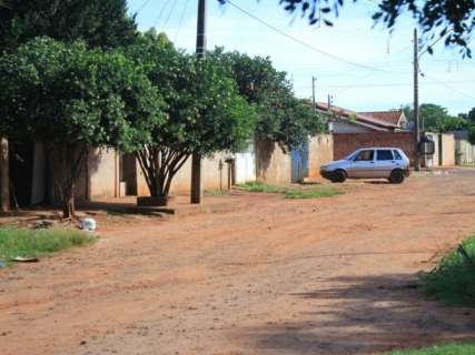 Moradores reclamam de inseguran&ccedil;a em regi&atilde;o onde caminh&atilde;o foi roubado