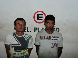 Os dois são evadidos da Colônia Penal, por roubo. (Foto: Rodrigo Pazinato)