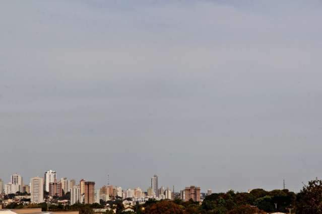 S&aacute;bado com temperatura alta e previs&atilde;o de chuva para Capital e todo o estado