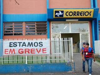 A greve completou hoje 15 dias em todo país. (Foto: Simão Nogueira) 