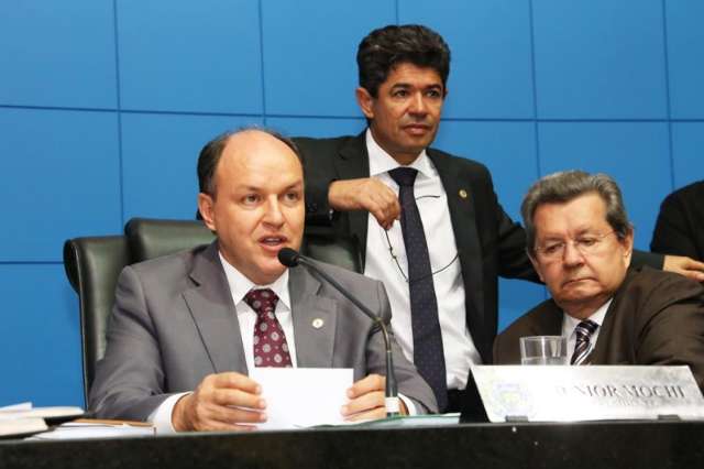 Presidente lamenta a&ccedil;&atilde;o judicial que pode derrubar duas CPIs na Assembleia
