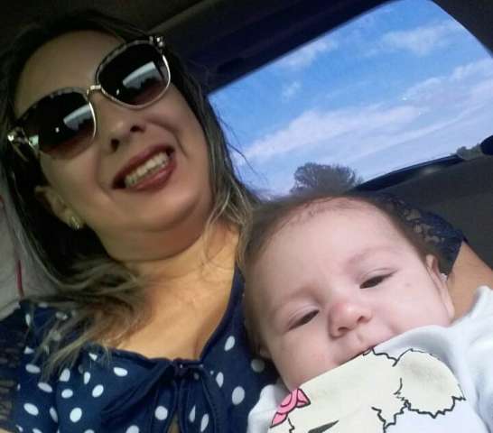 Um ano ap&oacute;s primeiros casos de zika, m&atilde;es comemoram sa&uacute;de dos beb&ecirc;s