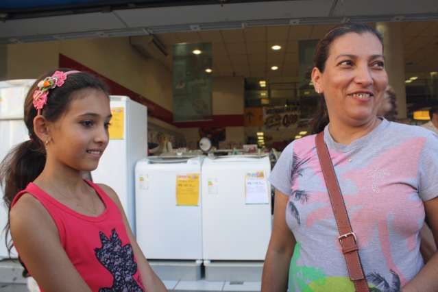Campo-grandense &quot;abre a m&atilde;o&quot; para comprar presente para as m&atilde;es