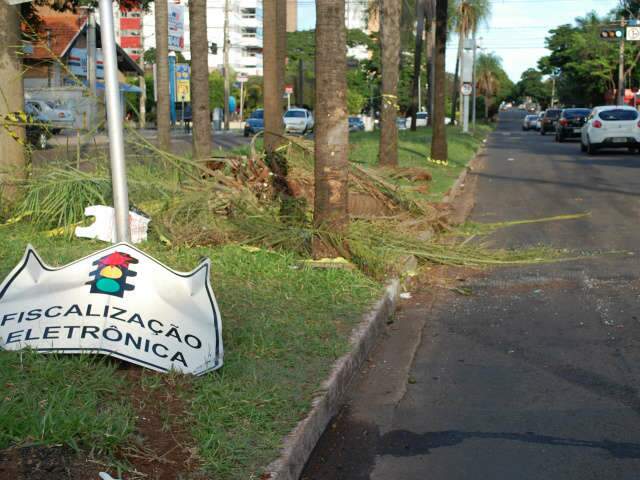  Condutora de ve&iacute;culo que capotou na MT se recusou a fazer teste do baf&ocirc;metro