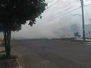 Fumaça se espalhou pelas ruas Ministro José Linhares e Náutico. (Foto: Reprodução/Vídeo)