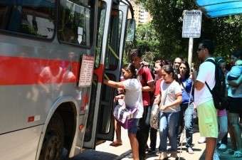 Tr&ecirc;s mil estudantes devem fazer recadastramento para continuar utilizando passe 