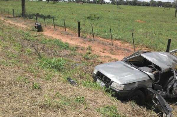 Acidente mata mulher de 23 anos e fere tr&ecirc;s pessoas na BR-158