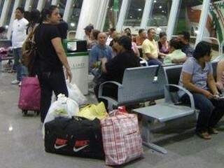 Expectativa &eacute; de que 18 mil passageiros viagem de &ocirc;nibus no feriado