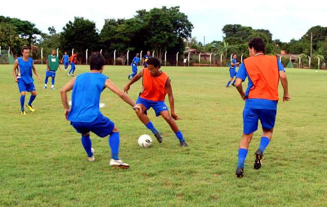  Itapor&atilde; faz amistoso de treinamento na quinta de olho na estr&eacute;ia do Estadual 