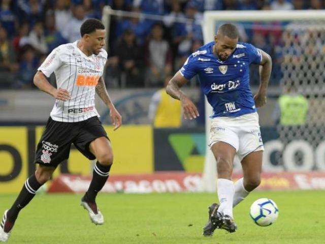 Corinthians e Cruzeiro ficam no 0 a 0 em partida no est&aacute;dio Mineir&atilde;o 