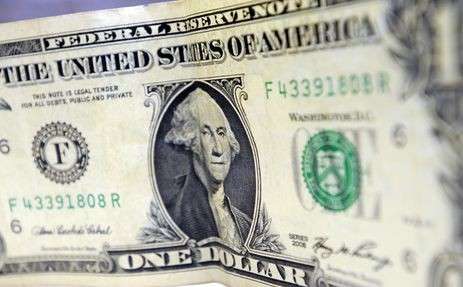 D&oacute;lar fecha o dia em baixa, cotado a R$ 4,08