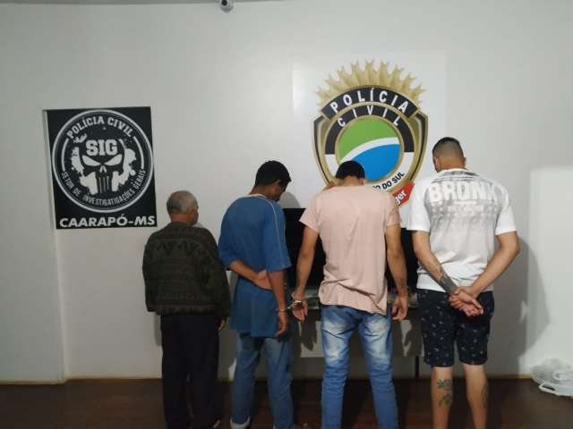 Quatro s&atilde;o presos em opera&ccedil;&atilde;o da Pol&iacute;cia Civil contra o tr&aacute;fico de drogas
