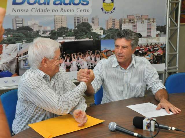   Em Dourados, secret&aacute;rio de Planejamento deixa Prefeitura para campanha