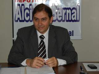 Deputado estadual Alcides Bernal, presidente regional do PP (Foto: Simão Nogueira)