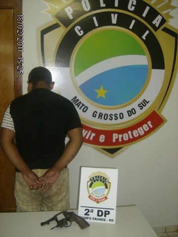  Adolescente &eacute; apreendido com arma e confessa assassinato