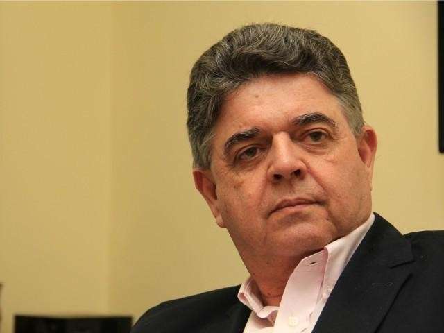 Chefe do Tesouro &eacute; cotado para substituir Monteiro na Fazenda