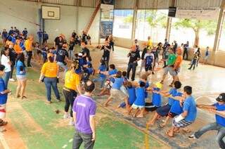 Escola ganhou ares de parque de diversões graças à ação dos voluntários. (Fotos: Rodrigo Pazinato)