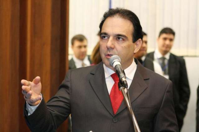 Deputados aprovam projeto que amplia incentivos a mototaxistas