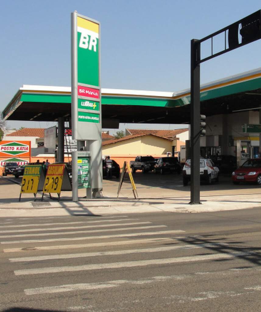 Gasolina tem preço médio de R$ 2,89 em MS e álcool de R$ 2,36, diz a ...
