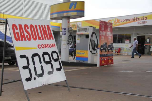 Em Dia sem Imposto, gasolina vai custar R$ 1,82 e rem&eacute;dio 50% a menos