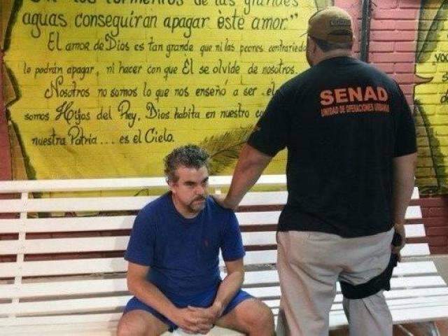 Ap&oacute;s assassinato em cela, Paraguai extradita traficante brasileiro 