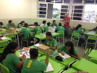 Alunos durante aula em escola estadual de Campo Grande. (Foto: Arquivo) 