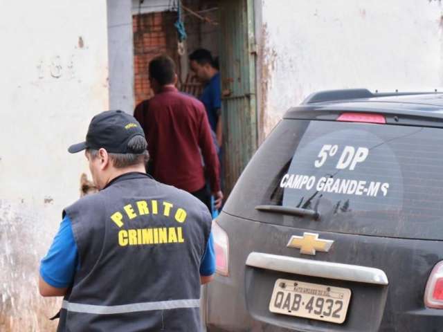 Pol&iacute;cia encontra sangue em casa usada pelo PCC para execu&ccedil;&atilde;o