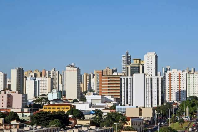 Previsão indica calor intenso na Capital e pode chover nesta segunda